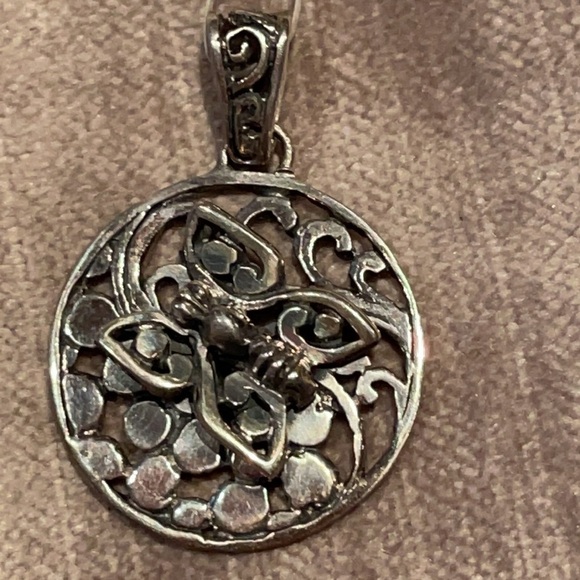 BUTTERFLY Pendant 925 Sterling Silver Scroll Design NWTS - Picture 2 of 8